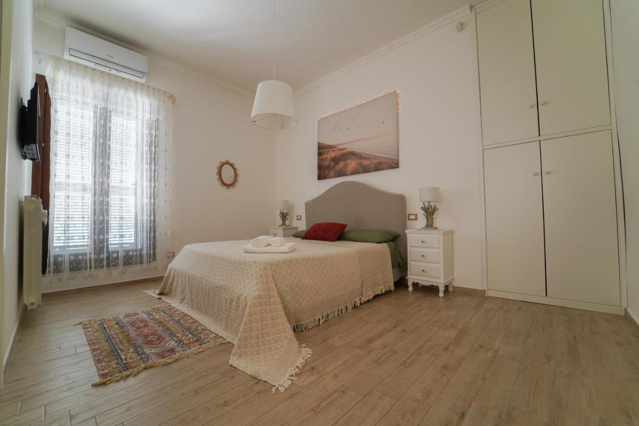 Il Cortiletto Apartment Таранто Екстериор снимка
